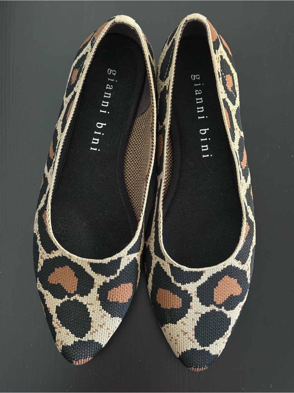 Gianni Bini Leopard Print Knit Flats Women’s 9.5